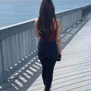 Meet your Posher, Yasmin